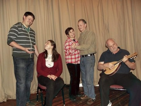 (l to r) Nick (Brian McDermott), Caitlin (Elizabeth Heir), Aida (Lois DeVincent), Nunzio (John Shackelford), and Frank (Ken Kienas). Photo courtesy of Prince George's Little Theatre.